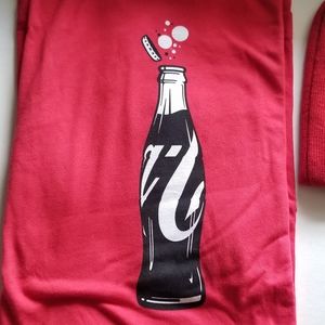 Coca Cola T-shirt and Beanie